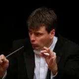 "U slavu heroja": Beogradska filharmonija oprašta se od šefa-dirigenta Gabrijala Felca 2