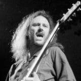 Nek se Džoni odljuti na sve nas i iznova snimi ovo kako dolikuje 11