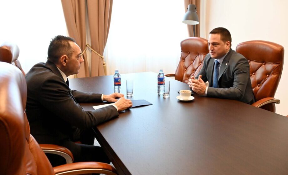 Ružić i Vulin o obrazovanju kadrova u oblasti vazduhoplovstva 1