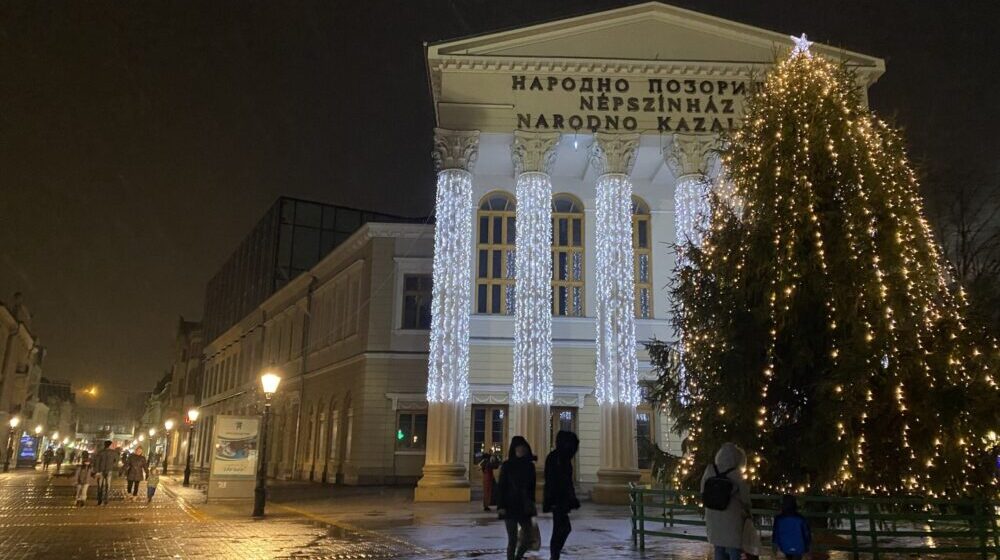 Odloženo loženje Badnjaka na gradskom trgu u Subotici 1