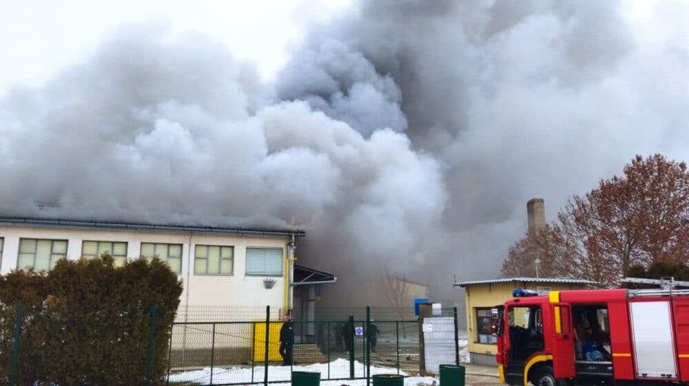 Subotica: Lokalizovan požar u marketu “Svetofor”, nema povređenih 1