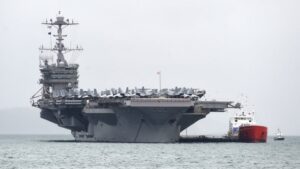 Tramp potvrdio odlazak drugog američkog nosača aviona u vode Bliskog istoka 5 Tramp potvrdio odlazak drugog američkog nosača aviona u vode Bliskog istoka 3