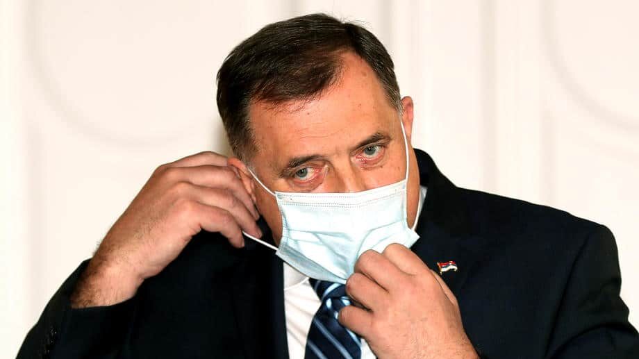 Američka ambasada kritikovala Dodika zbog blokade angažovanje helikoptera OS na gašenju požara 1