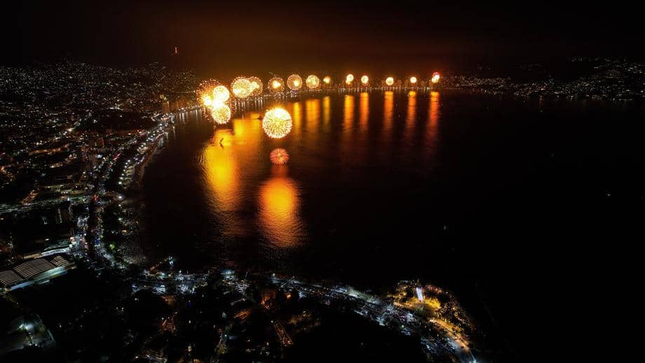 Kako je dočekana Nova godina u svetu? (FOTO) 18 Kako je dočekana Nova godina u svetu? (FOTO) 18