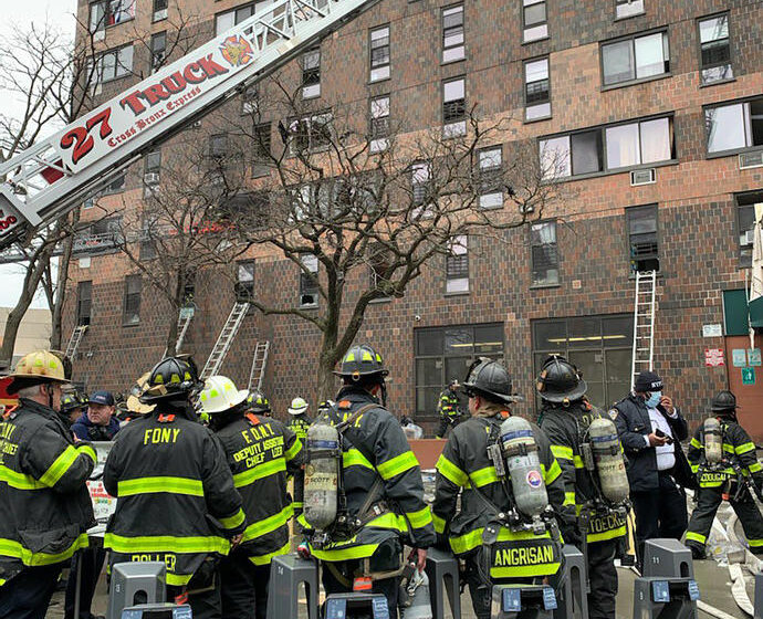 Najmanje 19 osoba poginulo u požaru u Njujorku 1