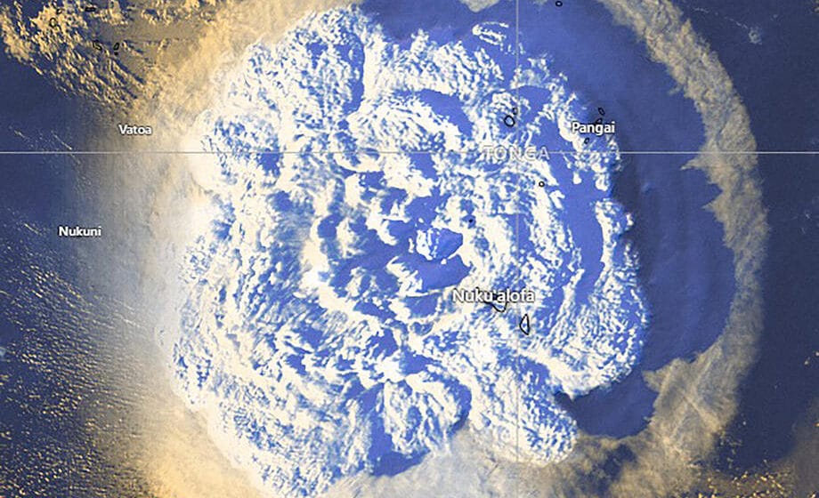 NASA: Vulkanska erupcija u okeanu kod Tonge bila 100 puta snažnija od atomske bombe 1