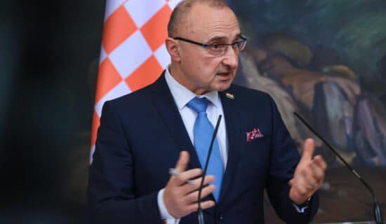 Grlić Radman preti još većom krizom u BiH 11
