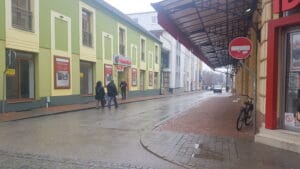 Danasova anketa: U kakvom je stanju železnička stanica u Zrenjaninu 2 Danasova anketa: U kakvom je stanju železnička stanica u Zrenjaninu 2