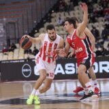 Zvezda konačno pobedila Olimpijakos u Pireju 4