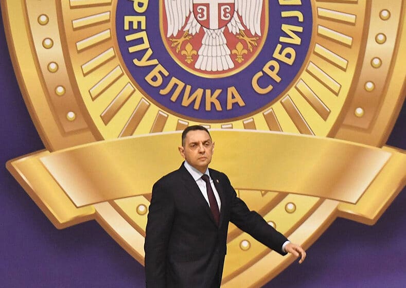 Vulin ponosan na uzdržanost policije tokom blokade Palate i ekološkog protesta 1