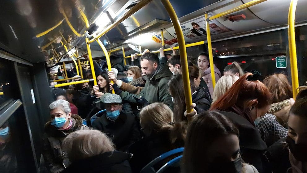 Dva muškarca u Beogradu uhapšena zbog krađe novčanika u gradskom autobusu 1