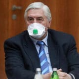 Tiodorović: Nošenje maske i distanca treba da ostanu kao epidemiološka mera 3