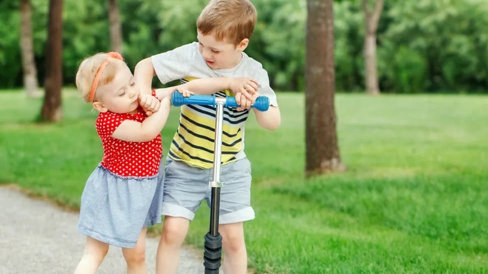 Porodica, deca i psihologija: Ima li kraja suparništvu braće i sestara 1 Brat i sestra