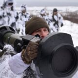 Ukrajina, Rusija i NATO: Amerika šalje dodatne vojnike u Evropu, Putin smatra da SAD koriste ukrajinsku krizu da naude Rusiji 3