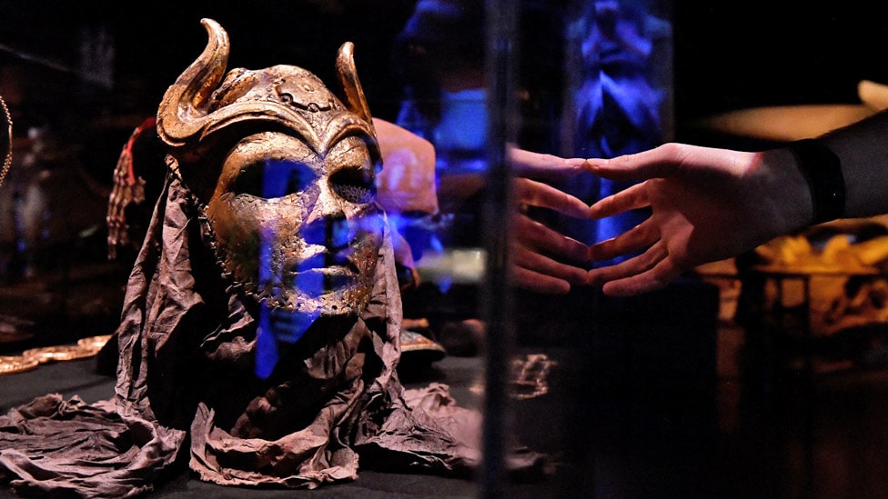 Televizija i serija Igra prestola: Zakoračite u Vesteros - u Severnoj Irskoj otvoren studio od 48 miliona evra 8 Studijska turneja Igre prestola