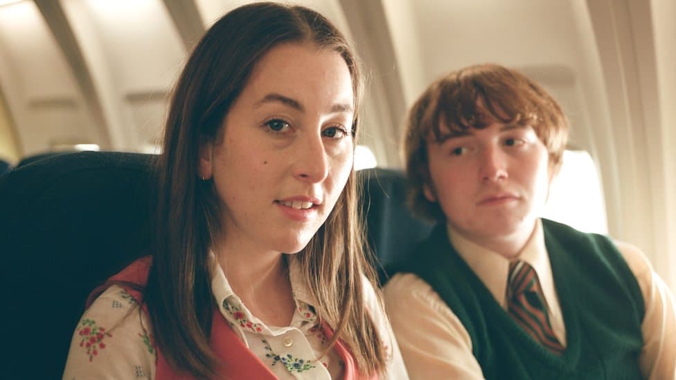 Film i Holivud: Ko će biti nominovan i da li će Bredli Kuper ući u konkurenciju za Oskara za ulogu od 10 minuta 2 Alana Haim and Cooper Hoffman in Licorice Pizza