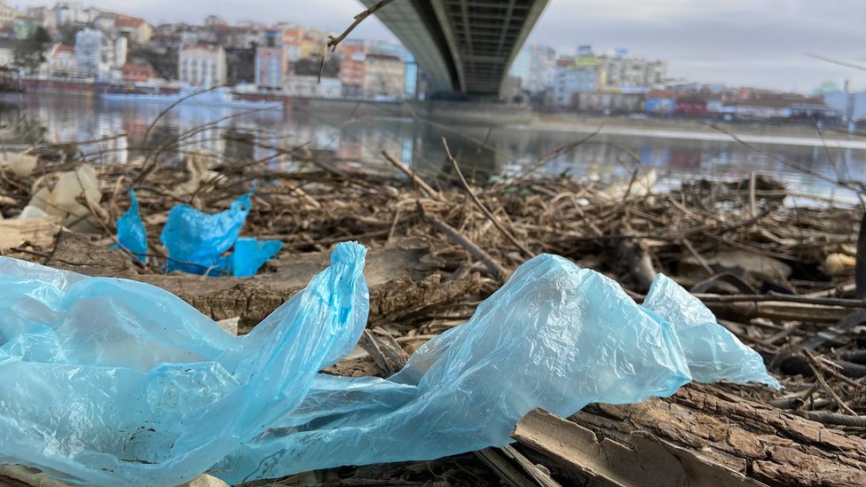 Reke, zagađenje, otpad i smeće oko splavova: Kada će Sava i Dunav u Beogradu biti čisti 3 Smeće i otpad na Savi