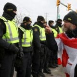 Korona virus: Manje novozaraženih u Srbiji, policija razbija proteste u Kanadi i Francuskoj 7