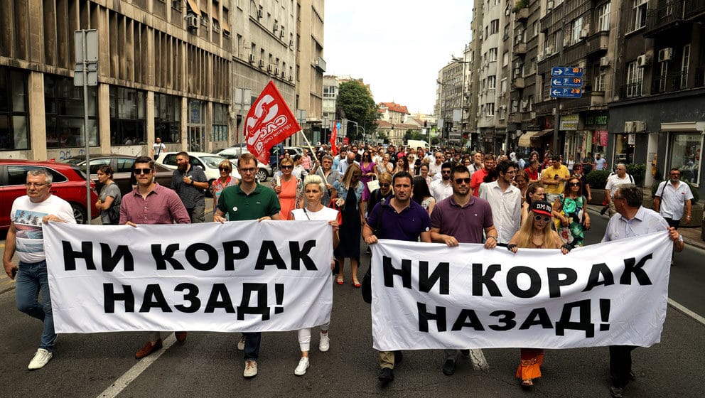 Advokati protest