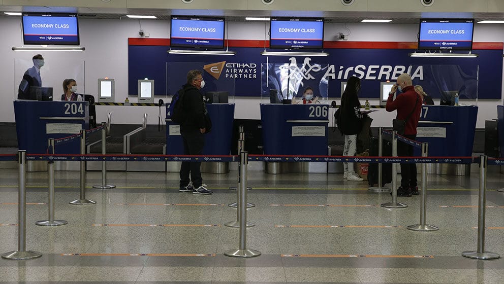 MUP završio bezbednosnu proveru terminala: Putnici se vraćaju u zgradu aerodroma, očekuje se normalizacija saobraćaja 1