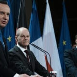 Evropa sve aktivnija u pokušaju rešavanja ukrajinske krize, većina Evropljana veruje da će Rusija napasti Ukrajinu 2