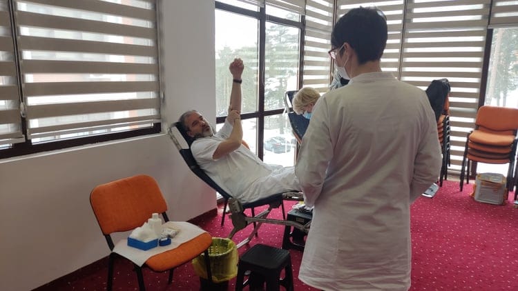 Akciji na Zlatiboru se odazvalo osam dobrovoljnih davalaca krvi, ali nijedan ne može donirati trombocite (FOTO) 1
