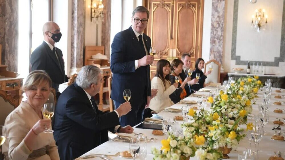 Vučić: Osudiću Rusiju kad Zelenski osudi NATO agresiju na Srbiju 1