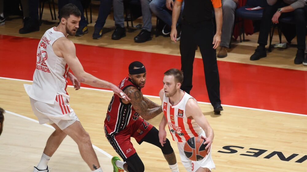 Crvena zvezda u Beogradu poražena od Milana 1