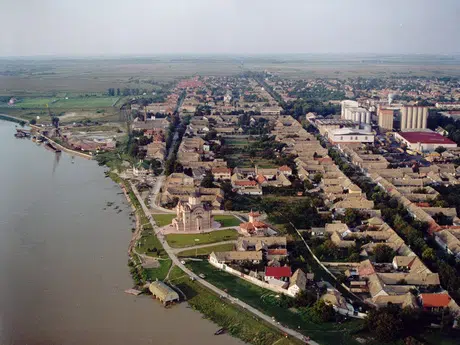 U Apatinu spalionica plastike na obodu rezervata prirode 2 U Apatinu spalionica plastike na obodu rezervata prirode 2