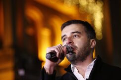 EKOLOSKI PROTEST Ekološki aktivisti posle šetnje, stigli do "etno-sela" ispred Predsedništva gde će "kampovati" (FOTO) 6