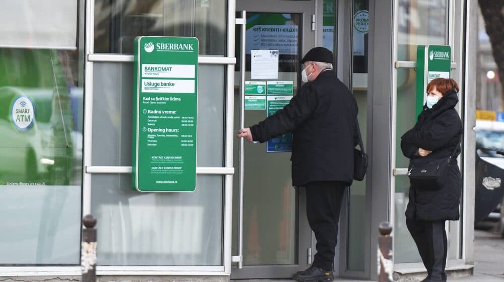 Dvodnevni moratorijum na poslovanje Sberbanke u Hrvatskoj, dnevno moguće podići do 960 evra 1