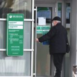 Dvodnevni moratorijum na poslovanje Sberbanke u Hrvatskoj, dnevno moguće podići do 960 evra 2