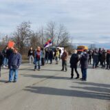 Meštani sela oko Bora blokirali puteve zbog Ziđina, traže da država stane iza njih 2