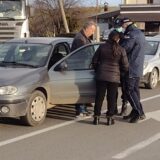 Napadač na novinara N1 iz Kragujevca na blokadi u Levču biće optužen za nasilničko ponašanje 5