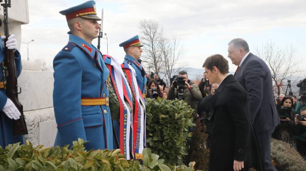 Brnabić u Orašcu: Srbija ostaje na putu koji je određen donošenjem Sretenjskog ustava 1