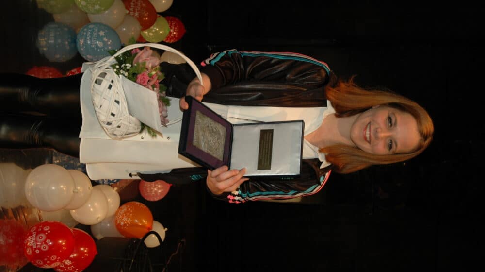 Rediteljki Jovani Tomić u Bitef teatru uručena nagrada Bojan Stupica 1