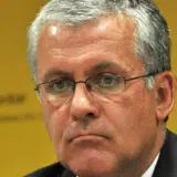 Narodni poslanik Zavetnika iz Vranja Dragan Nikolić vređao kolumnistu Danasa Alekseja Kišjuhasa na Instagram nalogu našeg portala 8