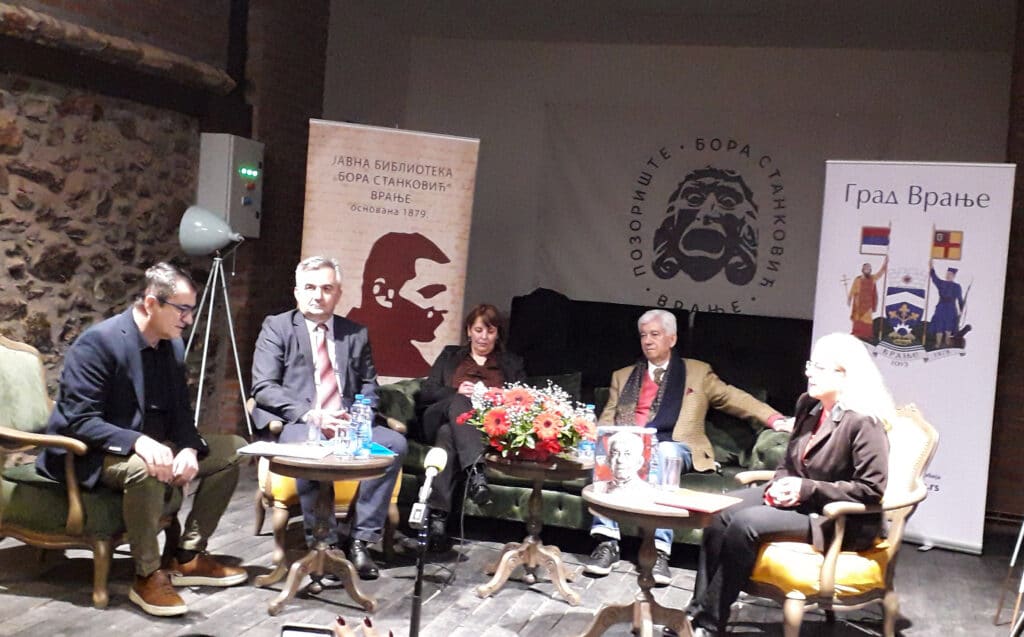 Koju tajnu je Ćosić odao Vranjancu Draganu Cigi Mininčiću i koliko je koštala najskuplja knjiga vraćena u Jugoslaviju 3 Koju tajnu je Ćosić odao Vranjancu Draganu Cigi Mininčiću i koliko je koštala najskuplja knjiga vraćena u Jugoslaviju 3