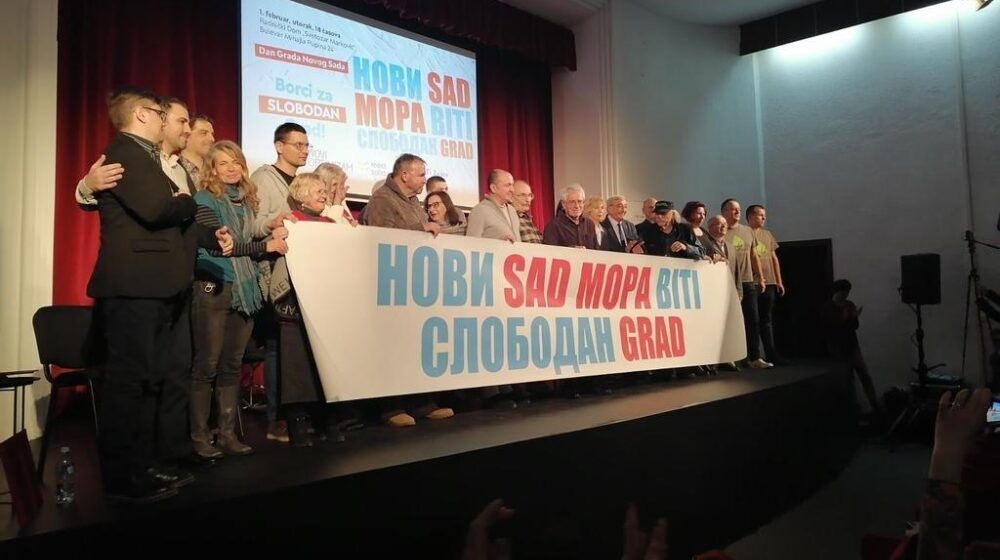 Dodeljene plakete "borcima za slobodan grad" 1