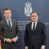 Selaković sa Ahmetovićem: Srbija zabrinuta što Priština nije dozvolila glasanje na referendumu 3