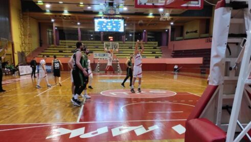 IMG-aead6deb0550fc316b2f96e4d8120ed1-V Košarkaši Slobode ostvarili četvrtu uzastopnu pobedu (FOTO) 4