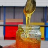 "Med sa jednom korovskom biljkom najbolji je sada, tokom kovida": Užički pčelar otkriva svoje tajne 12