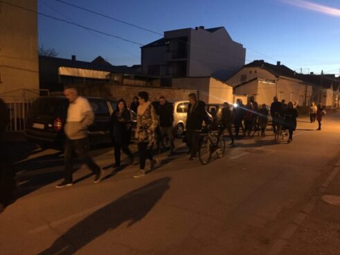 IMG_0312 Zborovi građana Telepa: Cilj vlasti je da i ovo malo zelenila izlije u beton 5