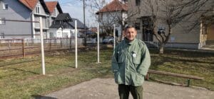 Na parkingu Rio Tinta parkirano 10 džipova, meštani Nedeljica tvrde: "Pre neki dan su kupili dve kuće, prodavci ucenjeni" 5 Na parkingu Rio Tinta parkirano 10 džipova, meštani Nedeljica tvrde: "Pre neki dan su kupili dve kuće, prodavci ucenjeni" 5