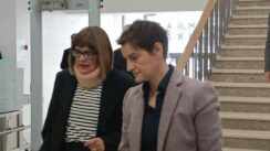 SNS Vučić nosilac svih lista SNS, Grujičić prva na republičkoj, Šapić na beogradskoj 10