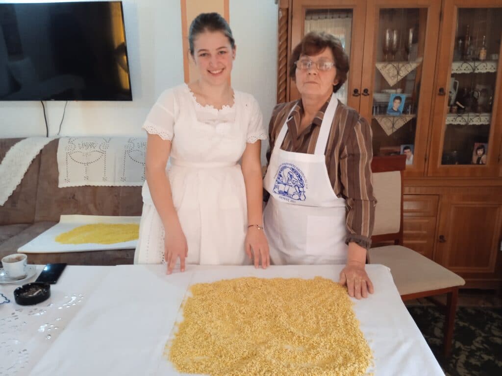 Kako se pravi bunjevačka tarana 5