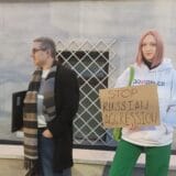 ''Pobedite Vučića na izborima ili možete dobiti rat'': Poruka Ruskinje građanima Srbije sa protesta podrške Ukrajini 1