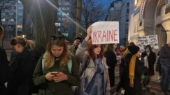 Protest podrške Ukrajini u Beogradu ''Pobedite Vučića na izborima ili možete dobiti rat'': Poruka Ruskinje građanima Srbije sa protesta podrške Ukrajini 7