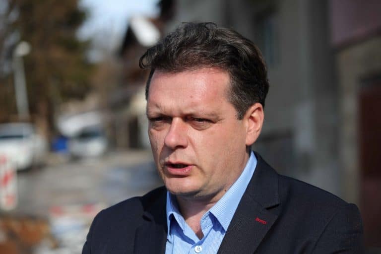 Meštani napuštaju Zaboj zbog loših životnih uslova: U Mesnoj zajednici nam kažu da ne znaju šta će s nama (FOTO) 4 Nikola Maksimović