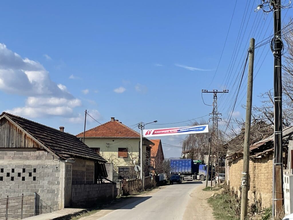 "Vučić nam je obećao da ćemo dobiti kanalizaciju": Merošinci objašnjavaju šta se zbilo na mitingu SNS 2